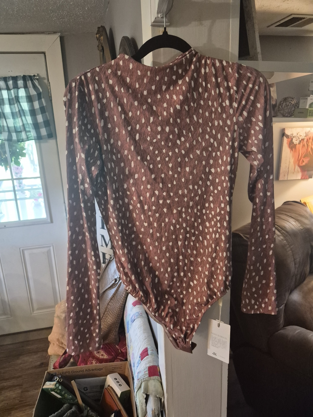Paylot Brazilian Women’s Long-Sleeve Bodysuit in Dusty Rose with White Dot Print